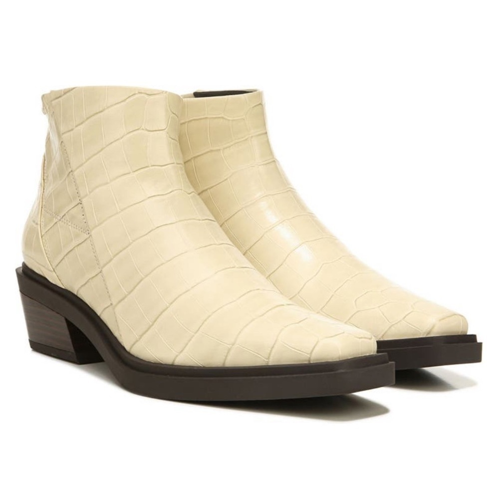 Franco Sarto Fina Western Bootie in Cream Croc Faux Leather Size 6